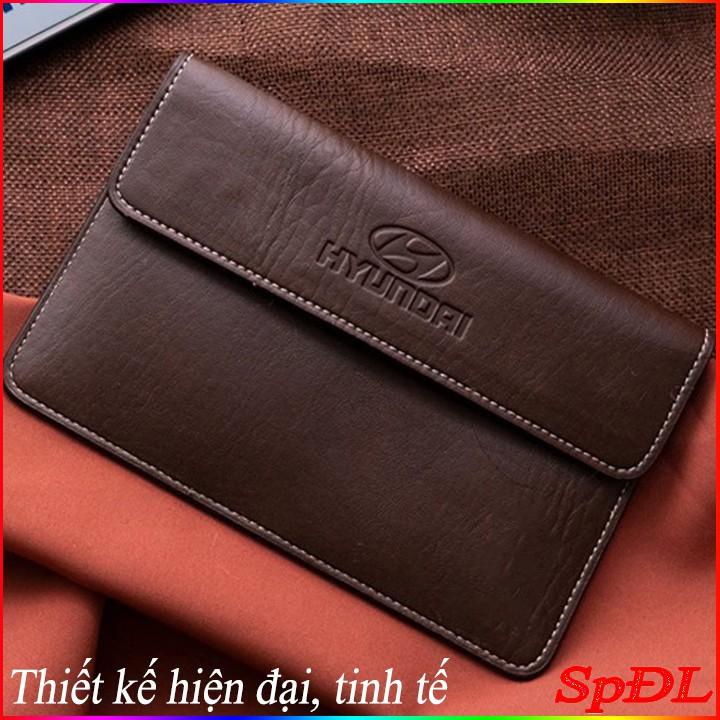 VÍ DA ĐỰNG ĐĂNG KIỂM, GIẤY TỜ Ô TÔ CAO CẤP in dập nổi logo hãng xe Hyundai kích thước 19x12cm