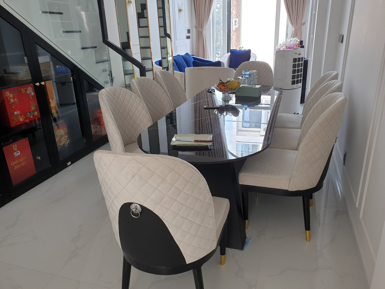 Bộ bàn ăn Luxury 8 ghế Juno Sofa (màu ghế, mặt đá theo yêu cầu)