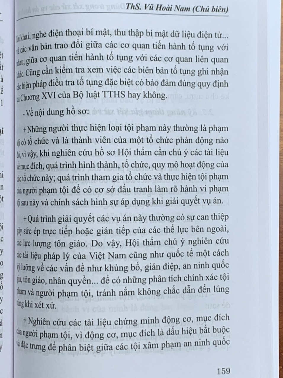 Kỹ năng nghiệp vụ hội thẩm dung trong xét xử các vụ án hình sự (Tái bản lần thứ nhất)