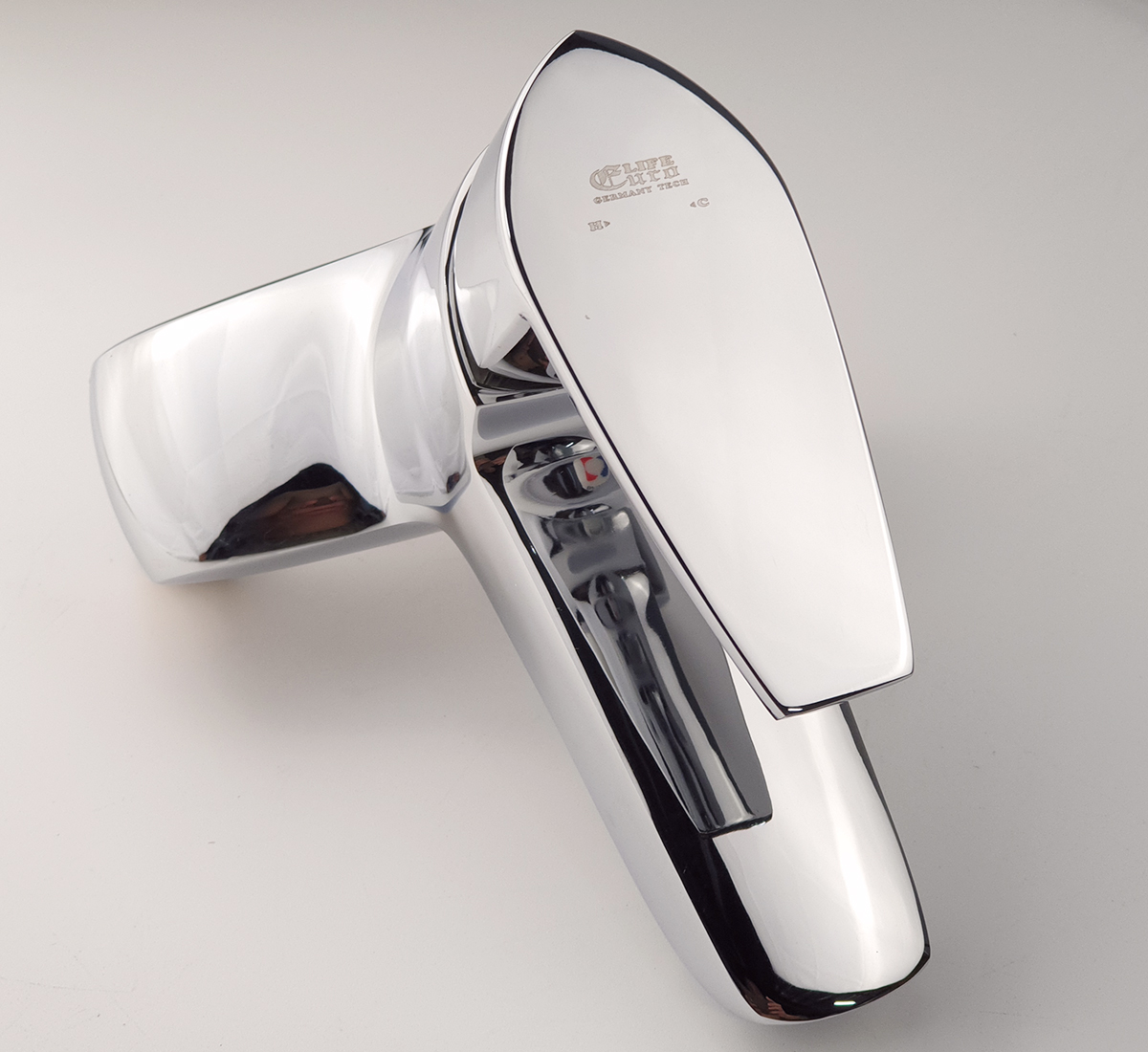 Vòi Lavabo nóng lạnh 2 chân Đồng mạ Chrome Eurolife EL-SUN 03 (Trắng bạc)