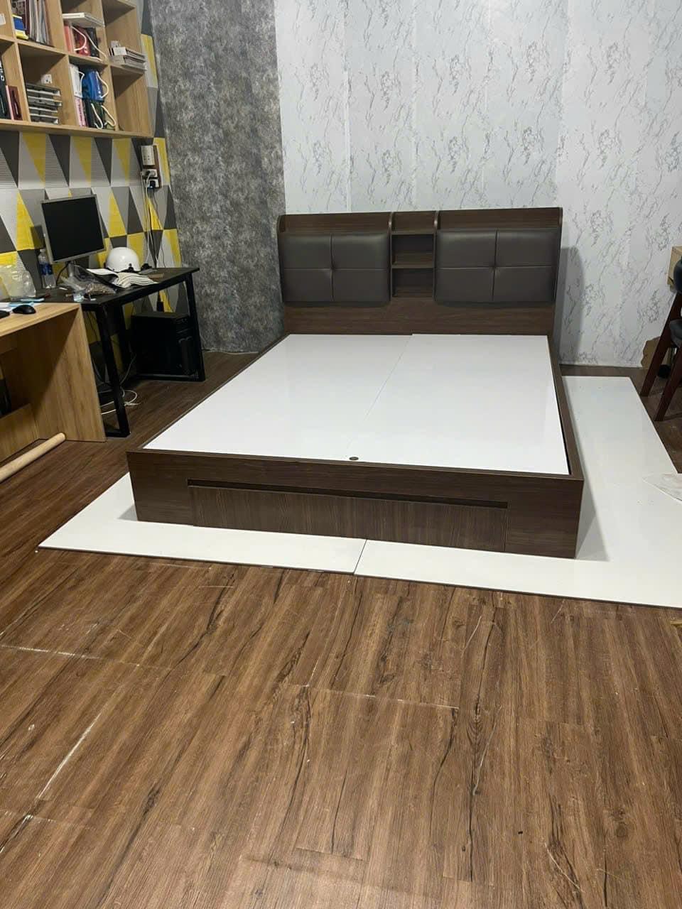 Giường gỗ Juno Sofa đầu giường bọc nệm nhiều màu lựa chọn giá rẻ KT 1m6/1m8 x 2m