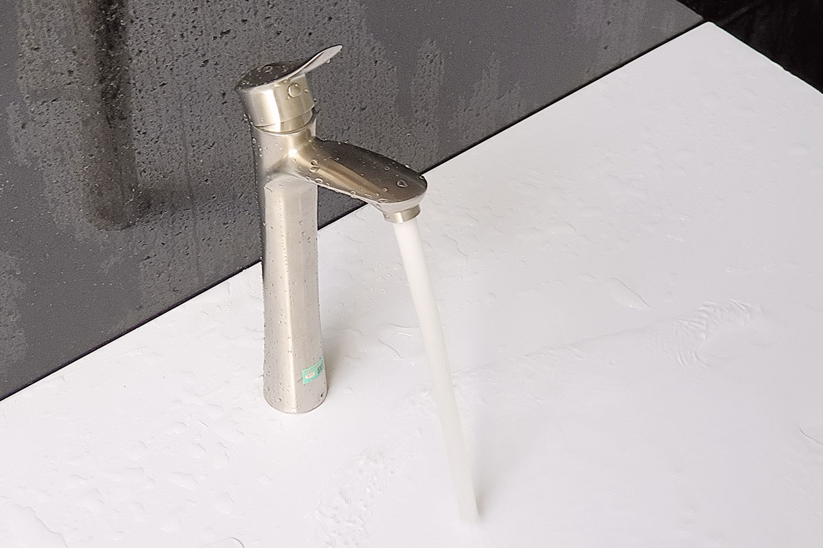 Vòi Lavabo nóng lạnh điếu cao 30cm Inox SUS 304 Eurolife EL-ORCHID 03 (Trắng vàng)