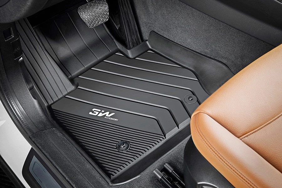 Thảm lót sàn xe ô tô BMW 1 series 2016-2020 nhãn hiệu Macsim 3W ( 4 tấm lót chân )- chất liệu nhựa TPE đúc khuôn cao cấp - màu đen