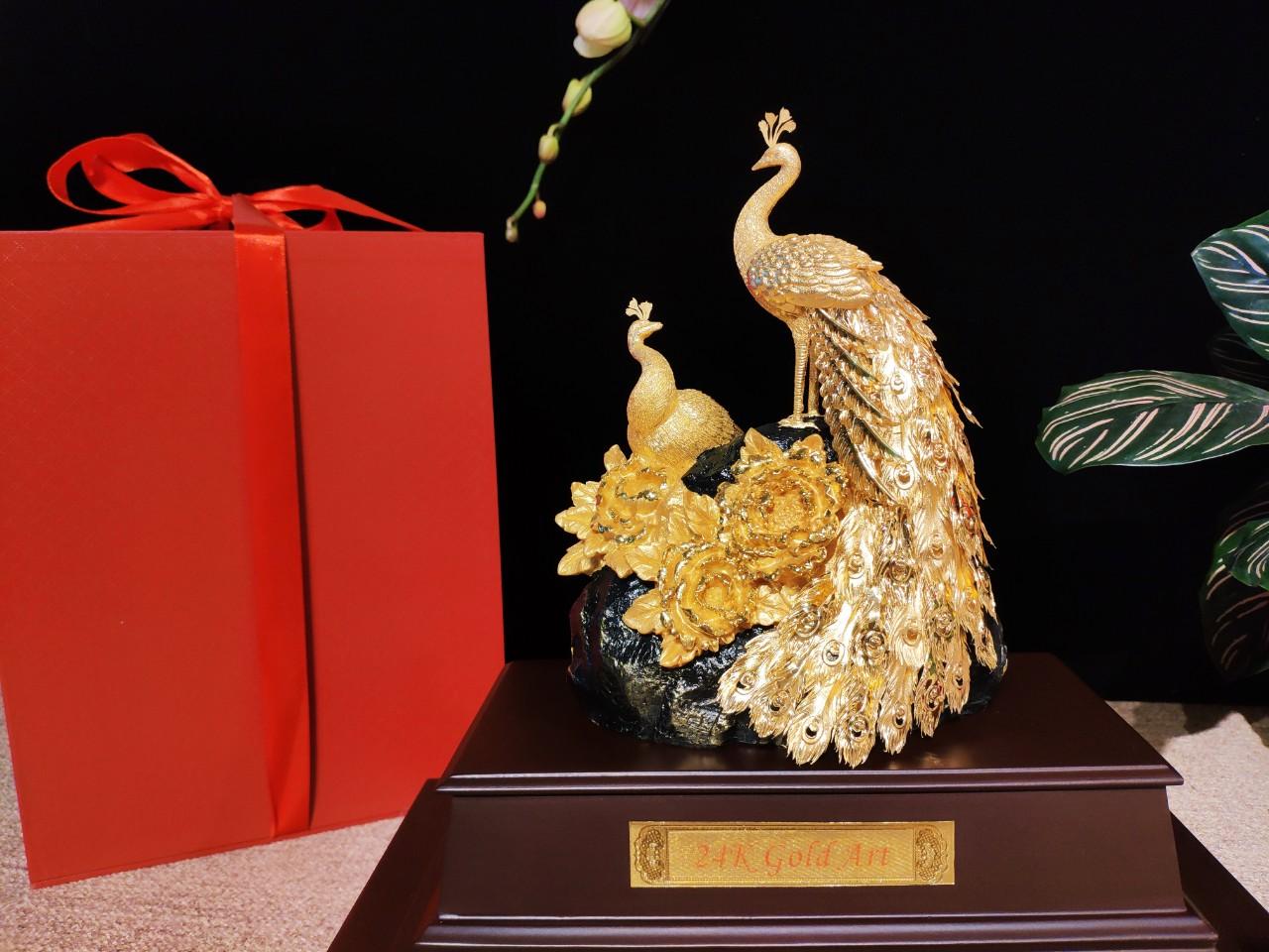 Tượng Đôi Chim Công Dát Vàng 24K MT Gold Art M09(29x17x34cm)- Hàng chính hãng, quà tặng dành cho sếp, khách hàng, đối tác