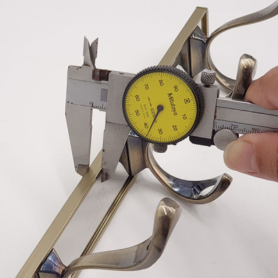 Móc treo quần áo 5 chấu mạ Đồng giả cổ Eurolife EL-M3 (Vàng)