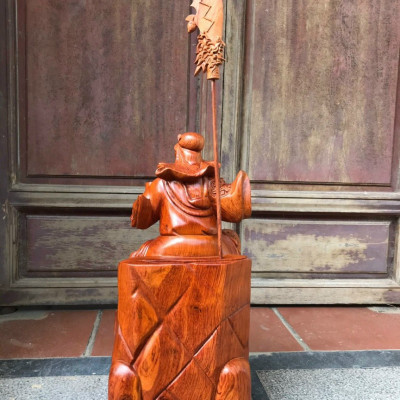 Tượng quan công đọc sách bằng gỗ hương kt cao 50