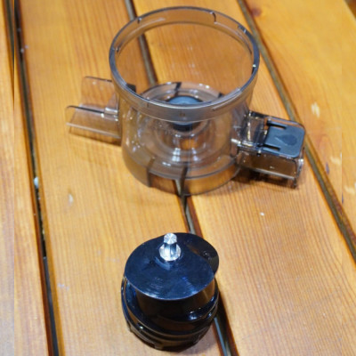 Máy ép chậm Kalpen Đức J7 công suất 300W - Hàng chính hãng