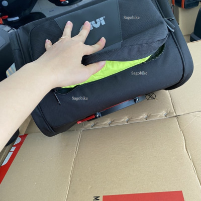 Túi gắn yên xe givi Tailock TLB23, túi gắn bình xăng, túi gắn yên sau xe givi TLB23