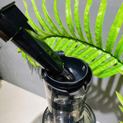  Máy ép chậm Locknlock EJJ421IVY Slow juicer - Dung tích 0.8L, 200W, 220-240V, 50Hz - Hàng chính hãng