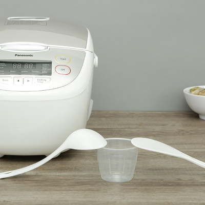 Nồi cơm điện tử Panasonic SR-CP188NRAM 1.8 Lít - Hàng Chính Hãng - Bảo hành 12 tháng , Chất lượng Nhật Bản