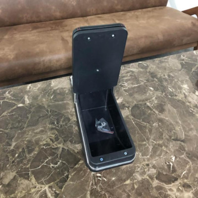 Hộp tỳ tay ô tô Mitsubishi Attrage và Mirage: Mầu Đen