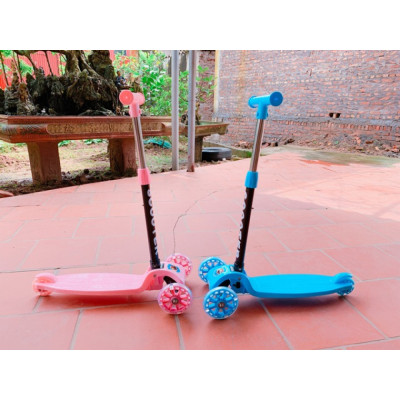 Xe Trượt Scooter 3 Bánh Bằng Nhựa Cho Bé Từ 1 Đến 6 Tuổi Bánh Xe Phát Sáng Khi Chạy