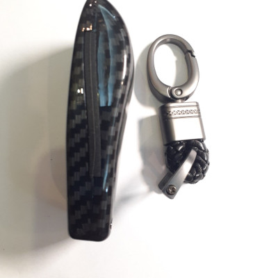 Ốp nhựa carbon lót silicon bọc, bảo vệ chìa khóa cho xe Mercedes E Class kèm móc đeo INOX