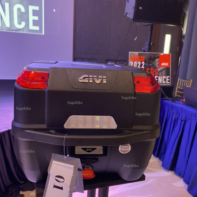 Thùng Givi B33NM, thùng givi 33lit kèm đế, ốc gắn