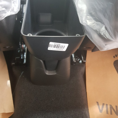 Hộp tỳ tay ô tô, xe hơi cao cấp Vinfast Fadil tích hợp 7 cổng USB - DUSB-FD