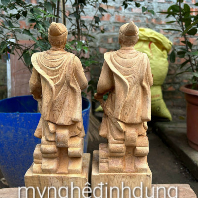 Tượng trần quốc tuấn trần hưng đạo vương bằng gỗ ngọc am thơm nức kt cao 30cm 