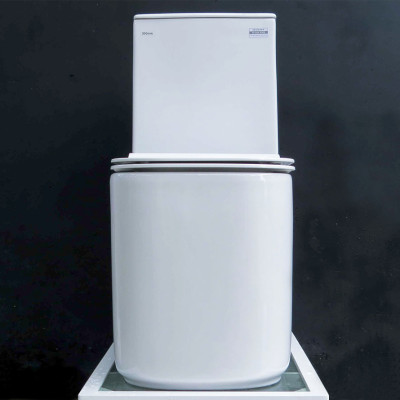 Bồn cầu 1 khối cao cấp tiêu chuẩn xuất Châu Âu, men Nano tuyết bóng sáng, nắp đóng siêu êm, 2 chế độ xả Eurolife EL-LUX 0313 (Trắng). Mẫu độc quyên của Eurolife tại thị trường Việt Nam.