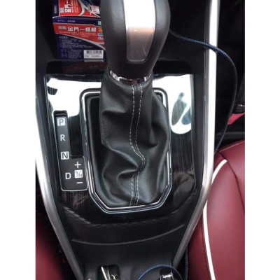 Ốp Nội Thất Xe Toyota Raize 2021 2022, Mẫu Titan sáng bóng cao cấp