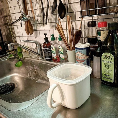 Hộp đựng & bảo quản thực phẩm nắp mềm có tay cầm 800ml - made in Japan