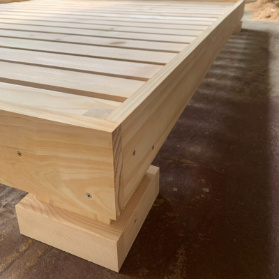 Giường ngủ gỗ CT08 Tundo màu vàng nhạt 