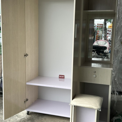 Tủ áo kèm bàn trang điểm Tundo 1m2 x 1m75 x 48 cm Tặng ghế nệm