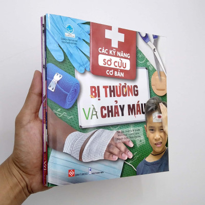 Bộ Sách Các Kỹ Năng Sơ Cứu Cơ Bản (Bộ 4 Cuốn)
