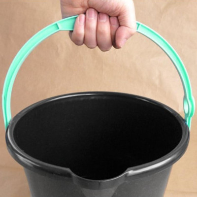 Xô nhựa có quai xách Yamada 7.5L - màu đen, làm từ nhựa PP cao cấp - nội địa Nhật Bản