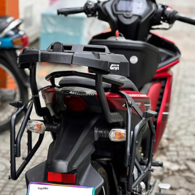 Baga Givi HRX Exciter 155 VVA, baga HRX Exciter 155/Y16ZR