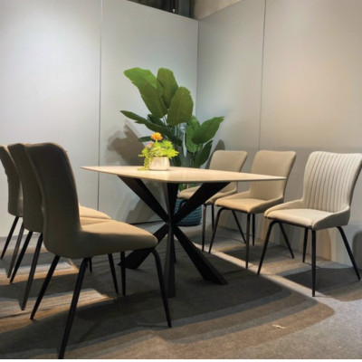 Bàn ăn cao cấp Juno Sofa mặt đá chân sắt 