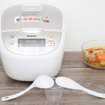 Nồi cơm điện tử Panasonic 1.8 lít SR-CP188NRA - Hàng chính hãng