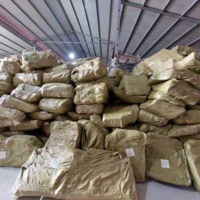 Bạt phủ ô tô Suzuki Celerio thương hiệu Macsim sử dụng trong nhà và ngoài trời chất liệu Polyester - màu đen