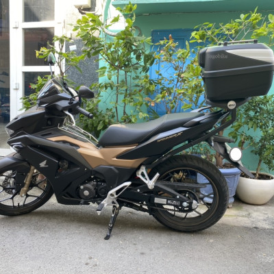 Thùng Givi B32N_ADV và baga HRV Winner X 2022, bộ thùng lắp cho xe Winner X V3