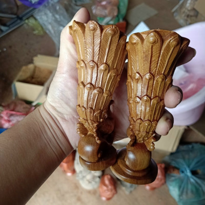 Đôi chim cắm hoa tranh trí nghệ thuật bằng gỗ bách xanh thơm nức kt cao 25×10×9cm