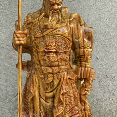 Tượng quan công gỗ huyết long kt cao 20