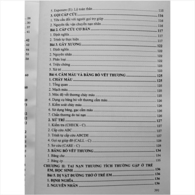 Sách Hướng Dẫn Sơ Cấp Cứu Ban Đầu Tai Nạn Thương Tích và Chẩn Đoán, Đièu Trị Một Số Bệnh Thường Gặp Ở Trẻ Em, Học Sinh - V2268T