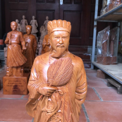 Tượng khổng minh gia cát lượng bằng gỗ hương đá kt cao 60×16×15cm