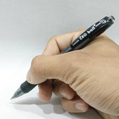 Bút Bi Crown AB - 2000R (0.7, Mực Đen)