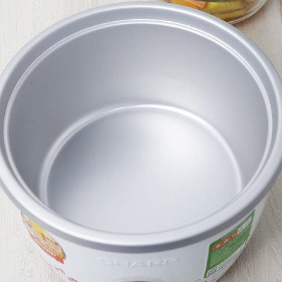 Nồi Cơm Điện Nắp Rời Sharp KSH-D15V (1.5L) - Màu Ngẫu Nhiên - Hàng chính hãng