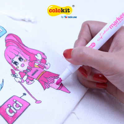 Bút vẽ lên vải 12 màu Fabric Marker Thiên Long Colokit FM-C002