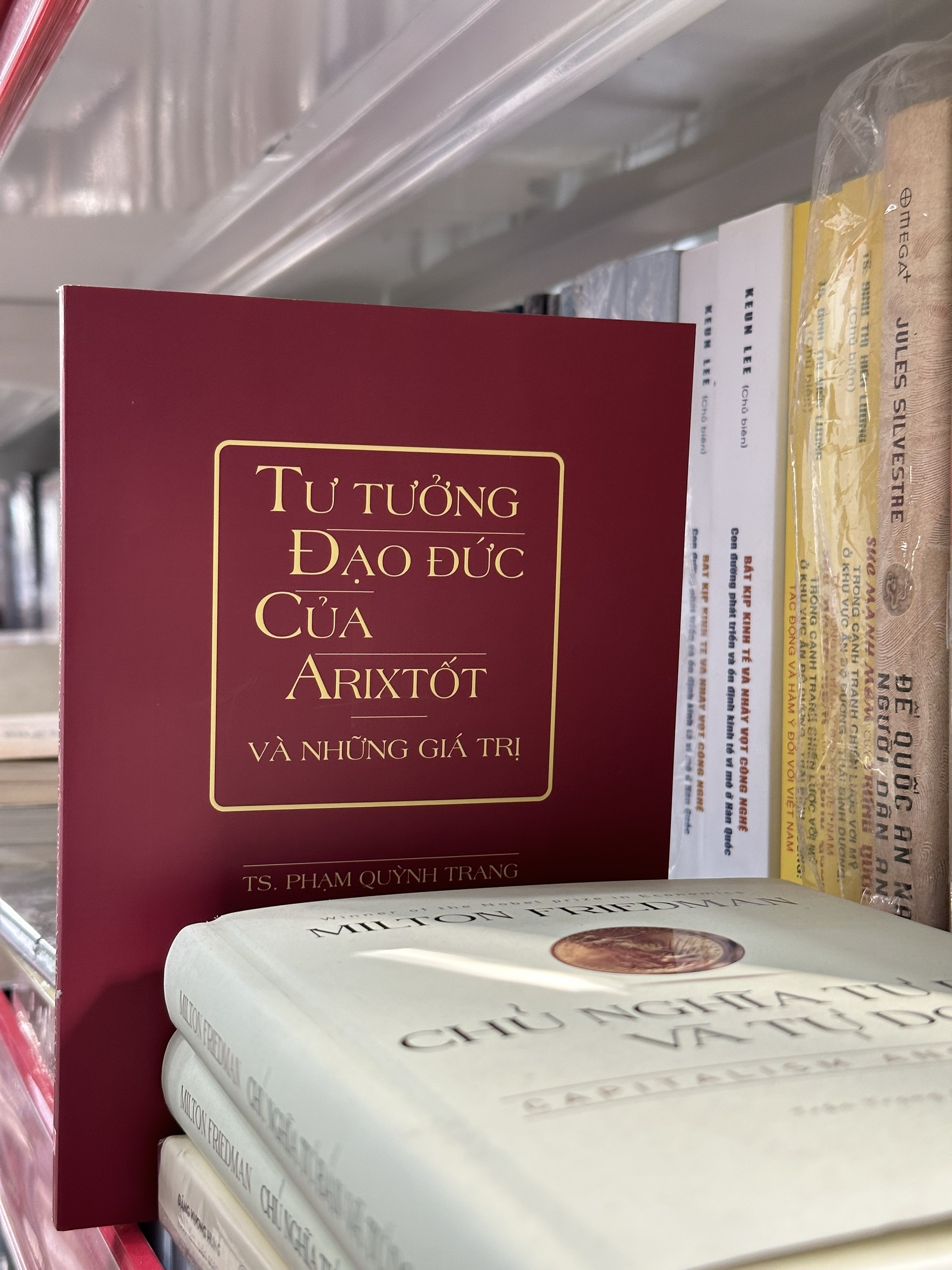 Tư Tưởng Đạo Đức Của Arixtốt Và Những Giá Trị - TS. Phạm Quỳnh Trang - (bìa mềm)