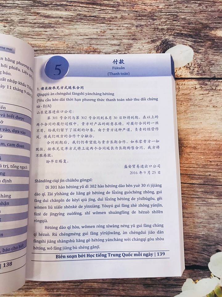 Sách- Combo gửi tôi thời Thanh Xuân song ngữ Trung việt có phiên âm MP3 nghe + 116 Hợp đồng Kinh Tế Thư Tín Thương Mại song ngữ Trung Pinyin +DVD tài liệu