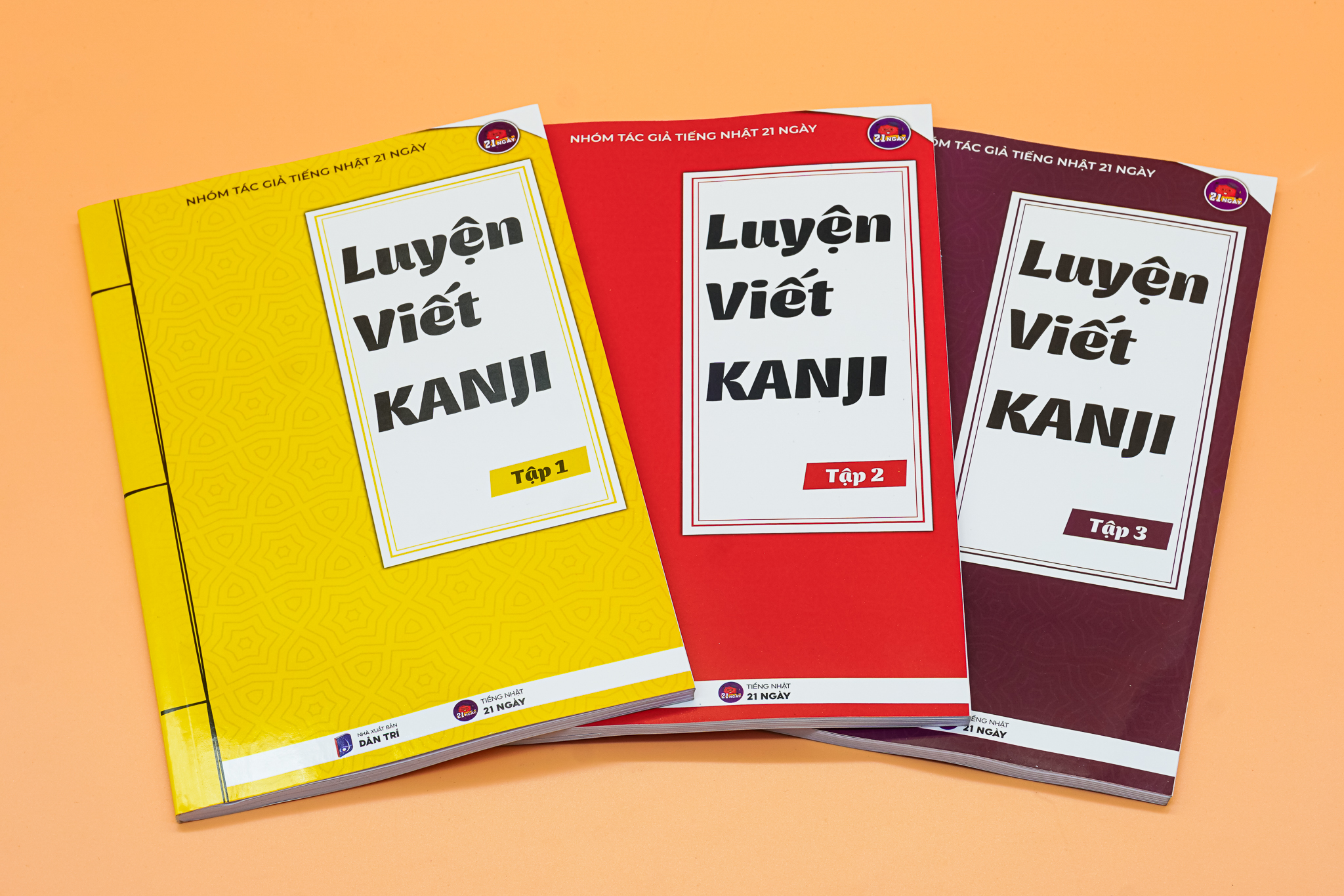 Combo Hack Não 2136 Kanji Trong Tiếng Nhật Tập 1+2 - Hướng Dẫn Ghi Nhớ Nhanh Kanji Theo Câu Chuyện Thú Vị