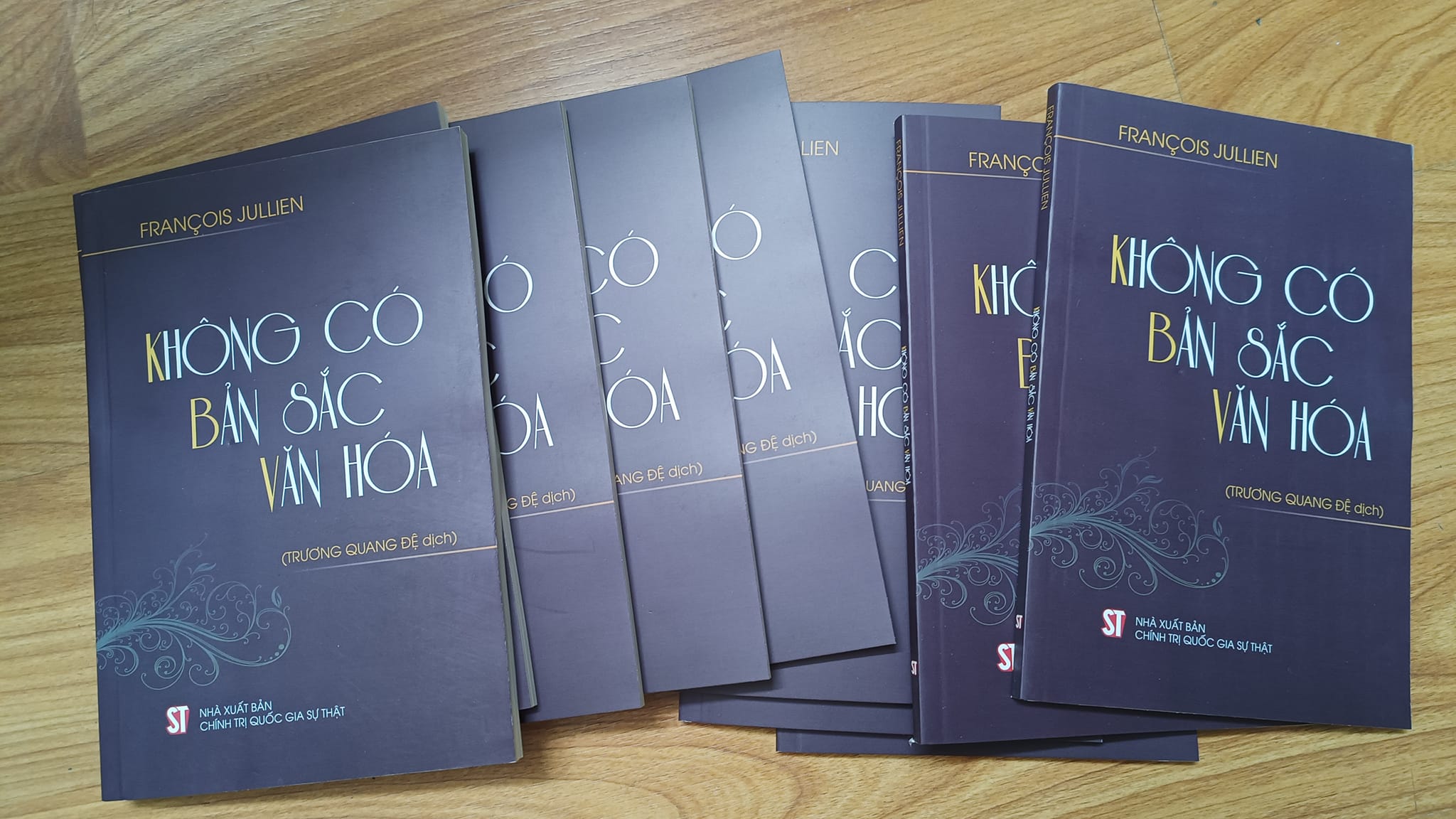 Không Có Bản Sắc Văn Hóa - François Jullien - Trương Quang Đệ dịch - (bìa mềm)