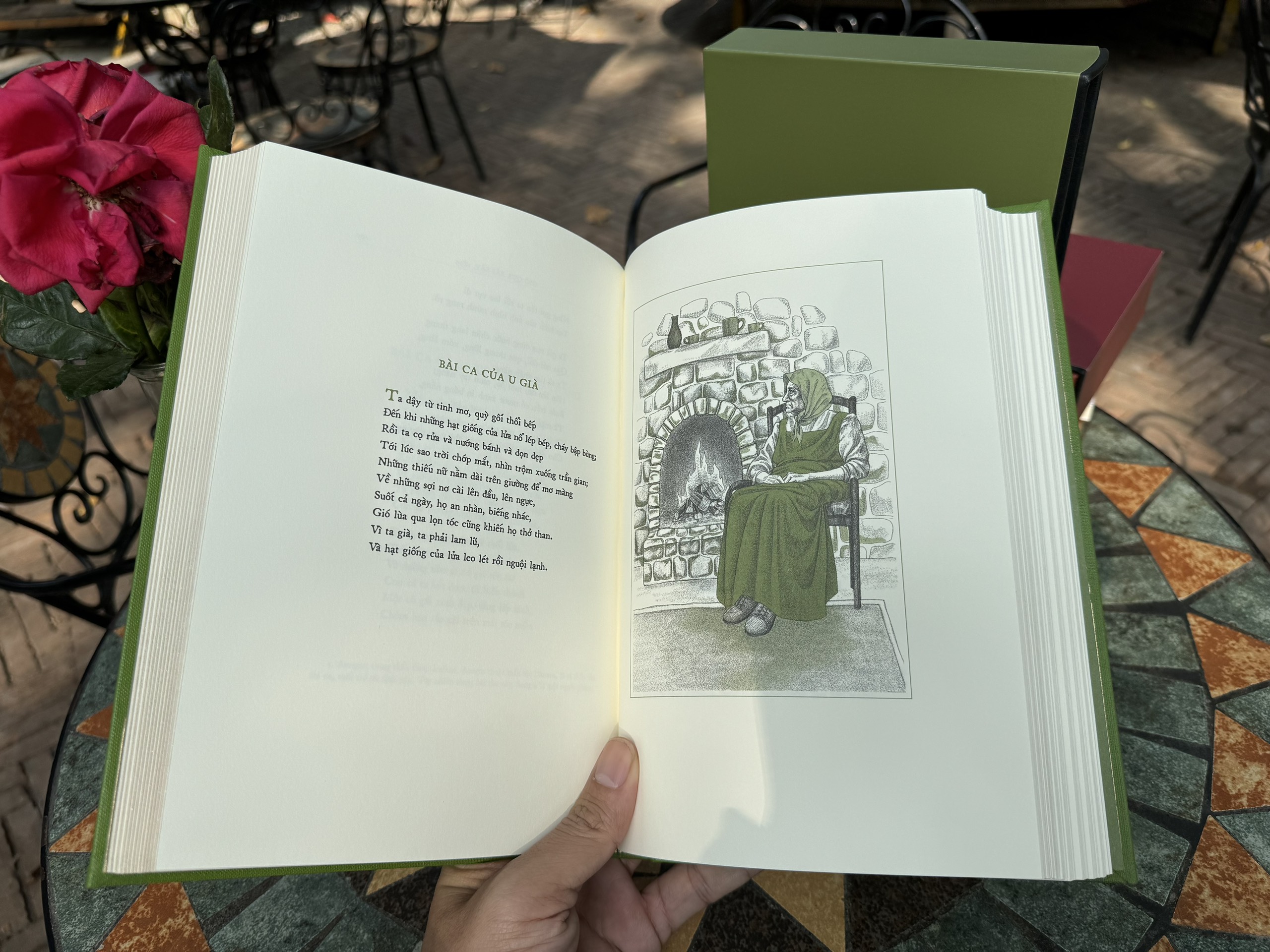 (Trăm năm Nobel) (Limited Edition 1200 bản đánh số) (bìa cứng Heritage Library Buckram, mạ cạnh nhũ vàng, giấy 100 gsm) TUYỂN TẬP THƠ WILLIAM BUTLER YEATS - Đông A