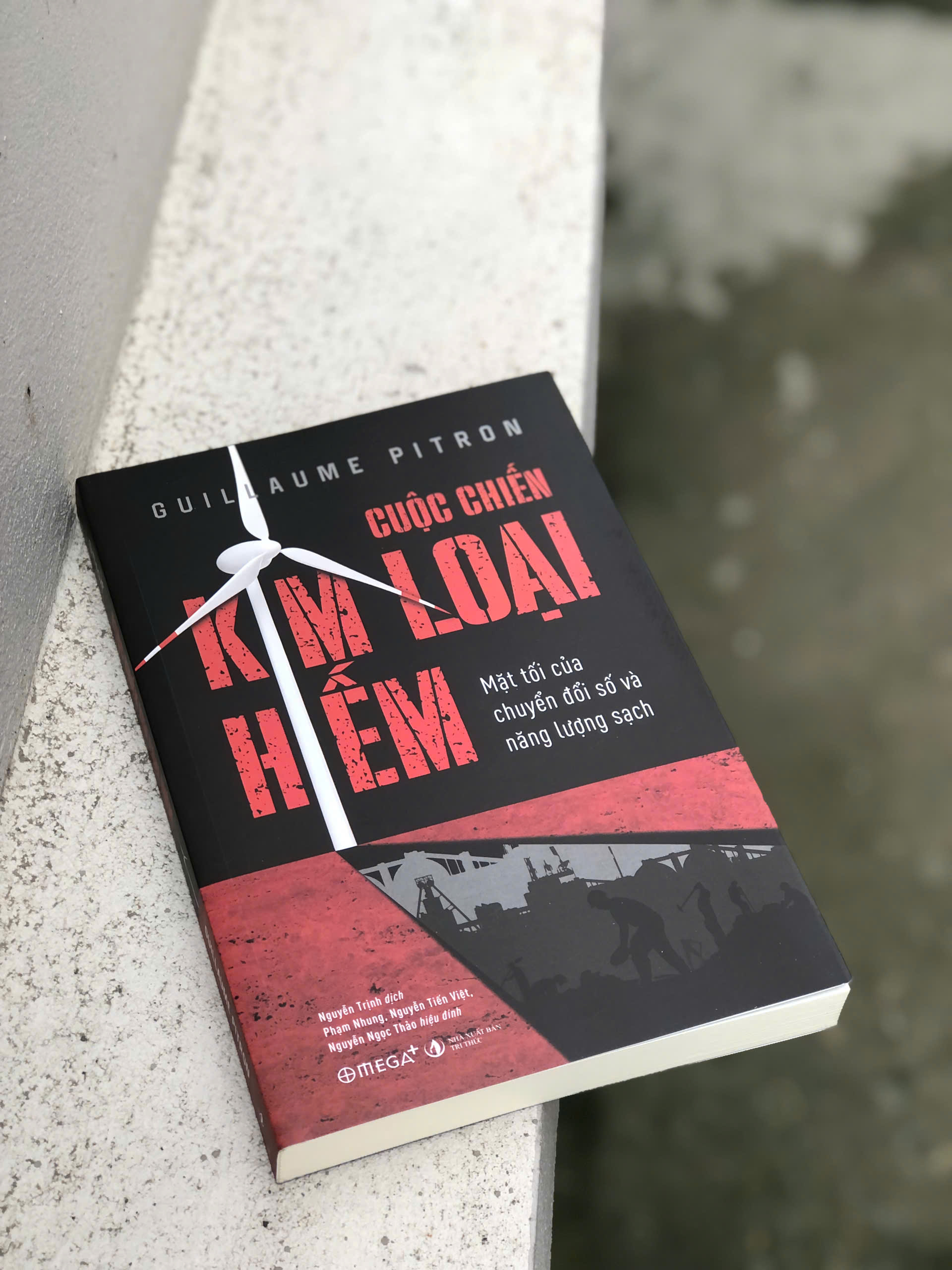 Cuộc Chiến Kim Loại Hiếm