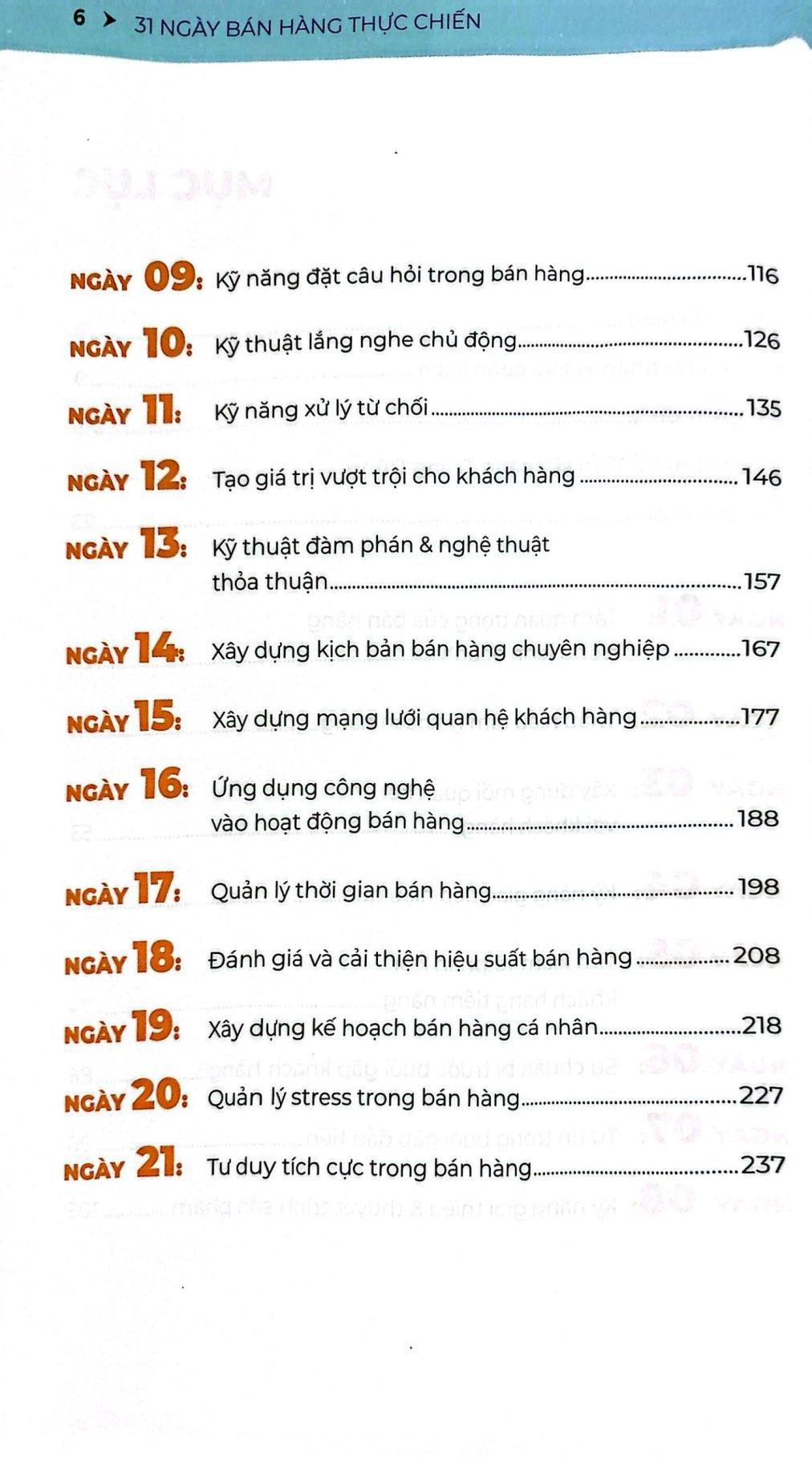 Sách - 31 Ngày Bán Hàng Thực Chiến - Hãy Bán Hàng Như Một Master, Đừng Bán Hàng Như Amateur