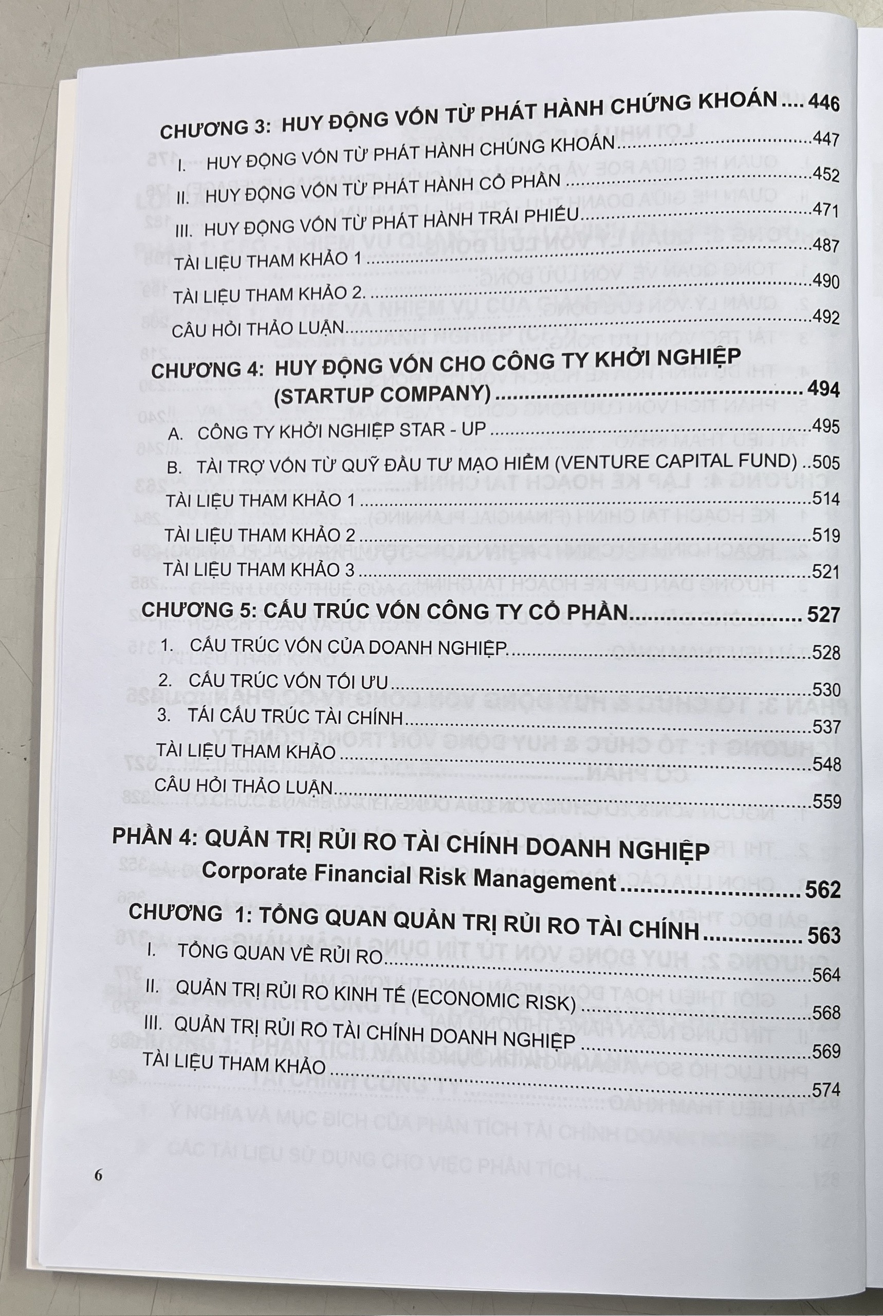 Sách - CFO Quản Trị Tài Chính Công Ty Cổ Phần