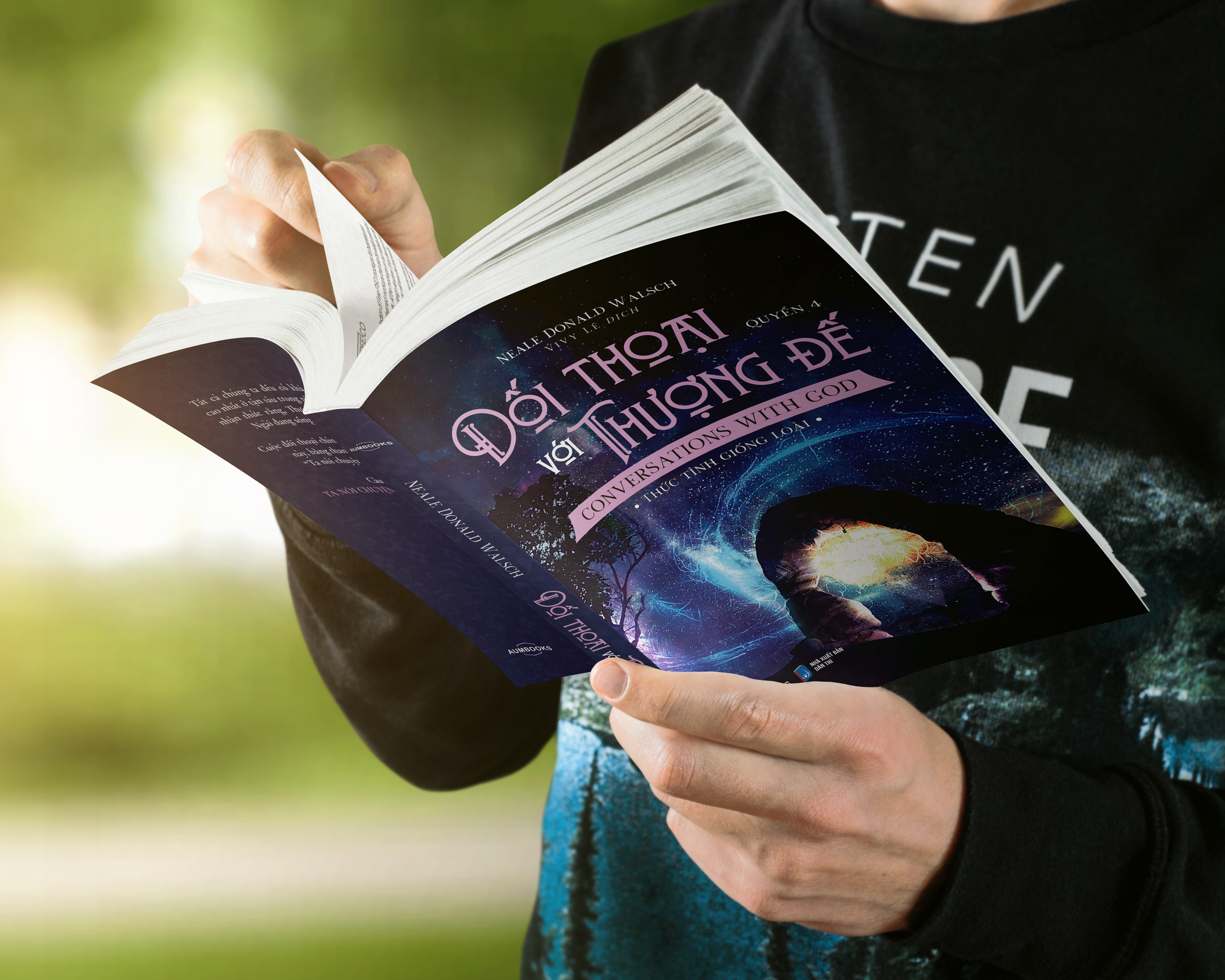 Sách Đối thoại với thượng đế ( Neale Donald Walsch ) - Thức tỉnh giống loài - Á Châu books, bìa mềm in màu