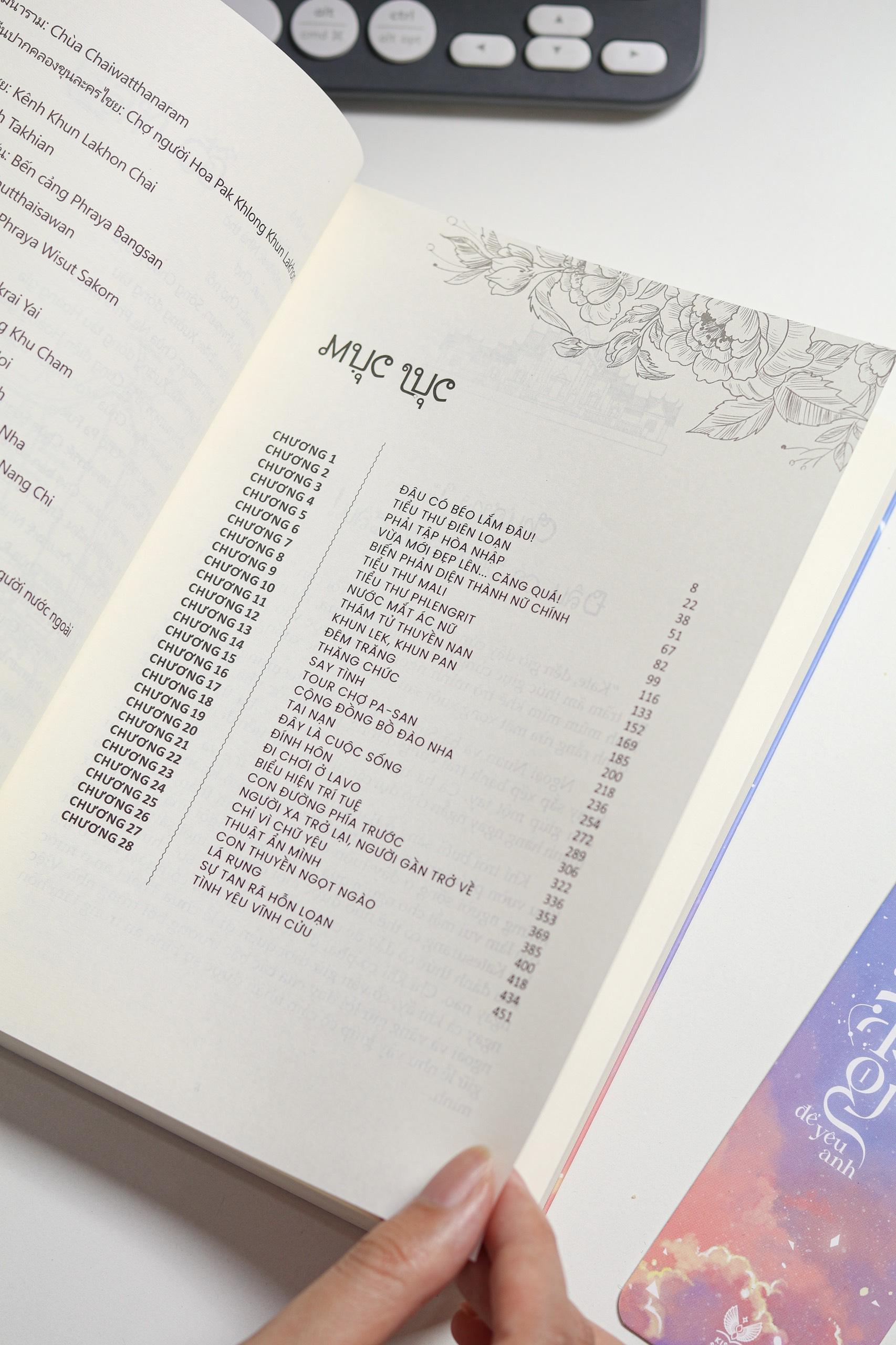 Ngược Dòng Thời Gian Để Yêu Anh - Tập 1 - Tặng Kèm Bookmark Ivory In 2 Mặt