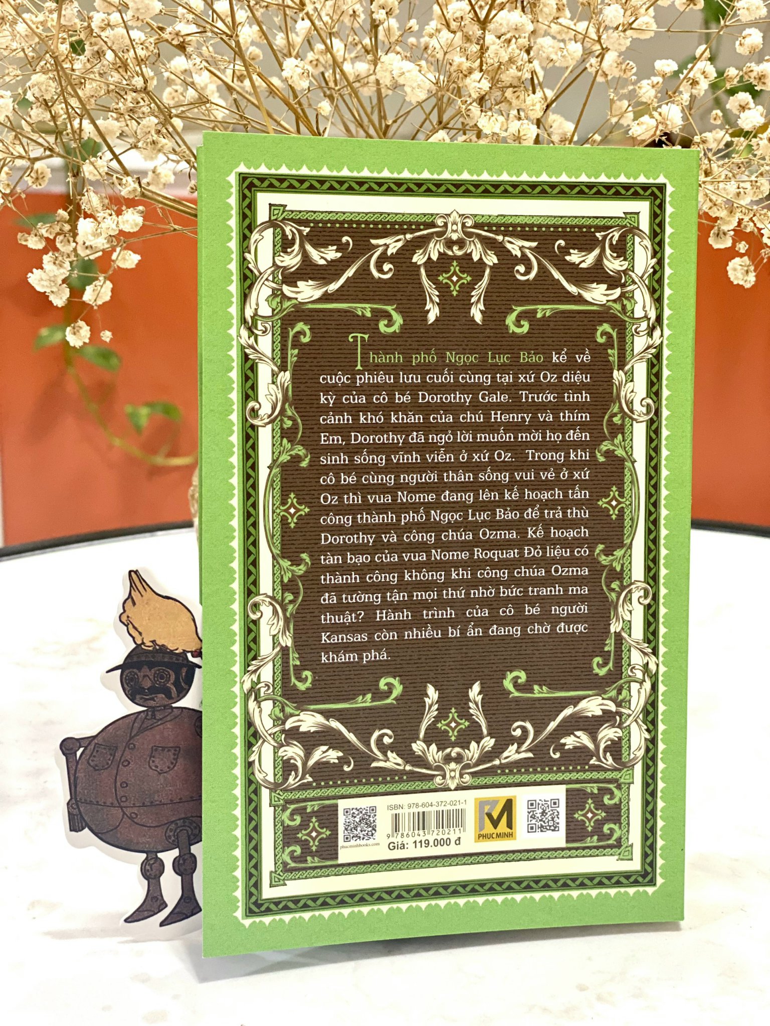 Thành phố Ngọc Lục Bảo - Tác giả L.Frank Baum (Bản dịch mới, tặng 1 bookmark bế hình nhân vật)